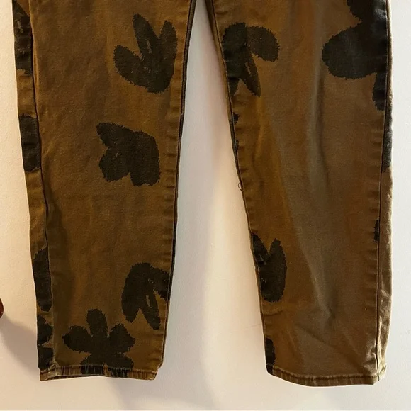 Smoke Rise NY | Cargo-Style Patterned Pants - Picture 5 of 12